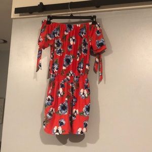 Off-the-shoulders romper